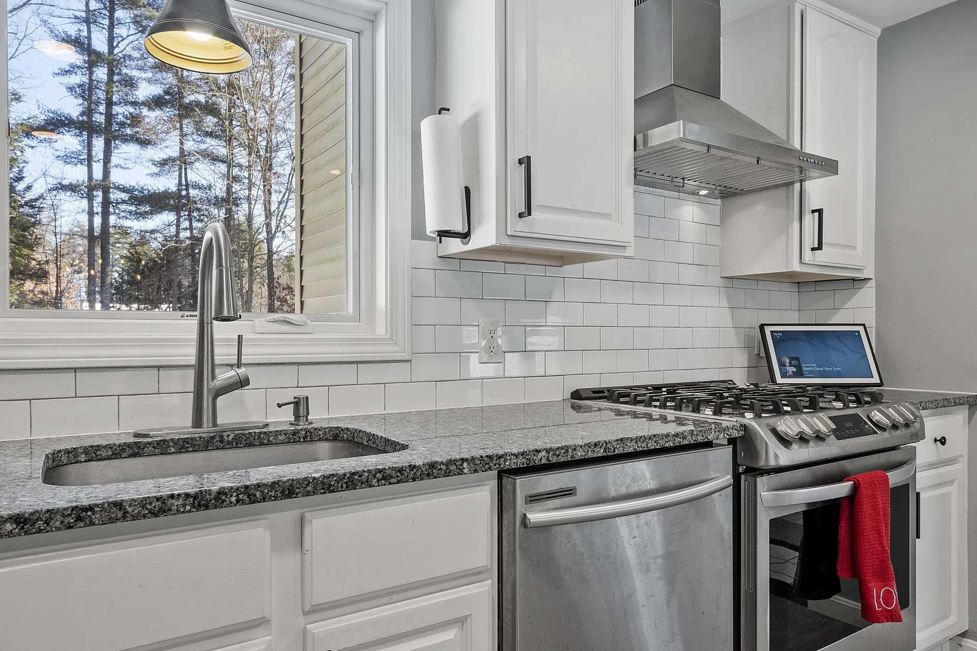 9 Davidson Avenue Merrimack NH 03054