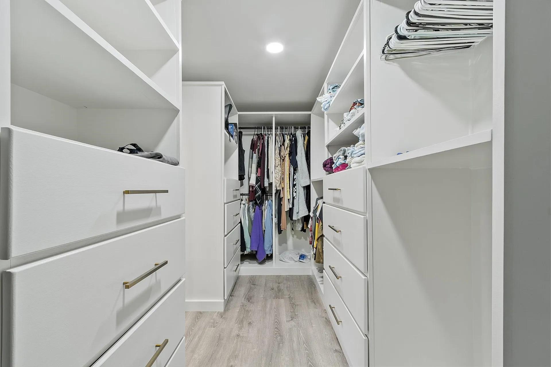 9 Davidson Avenue Merrimack NH 03054