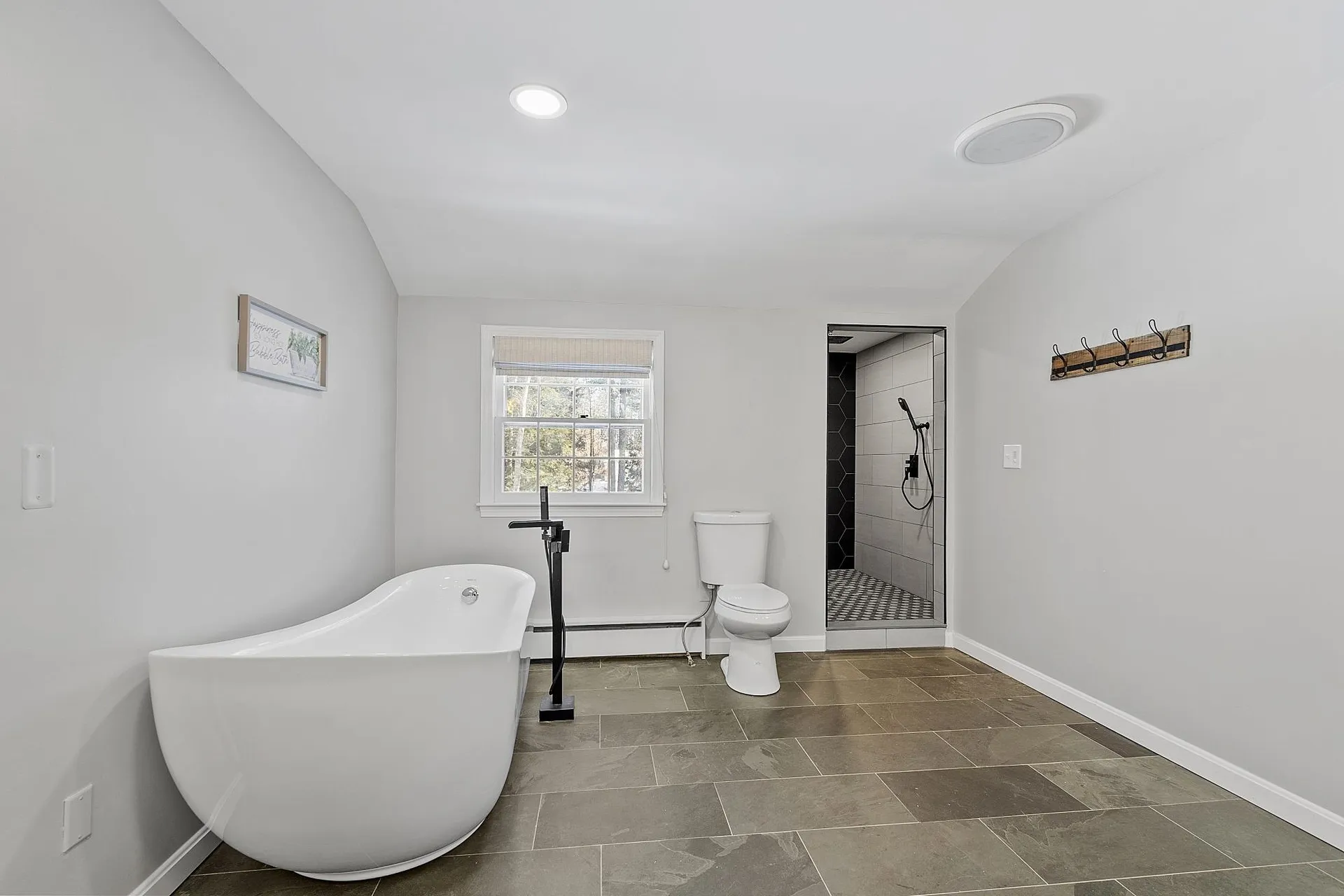 9 Davidson Avenue Merrimack NH 03054