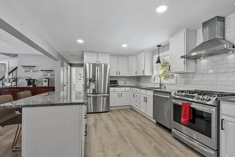 9 Davidson Avenue Merrimack NH 03054