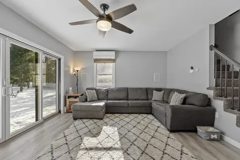 9 Davidson Avenue Merrimack NH 03054