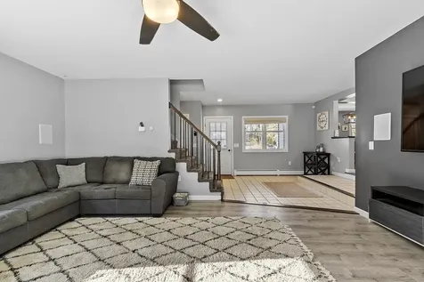 9 Davidson Avenue Merrimack NH 03054