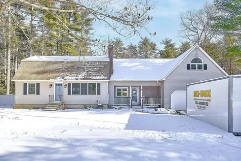 9 Davidson Avenue Merrimack NH 03054