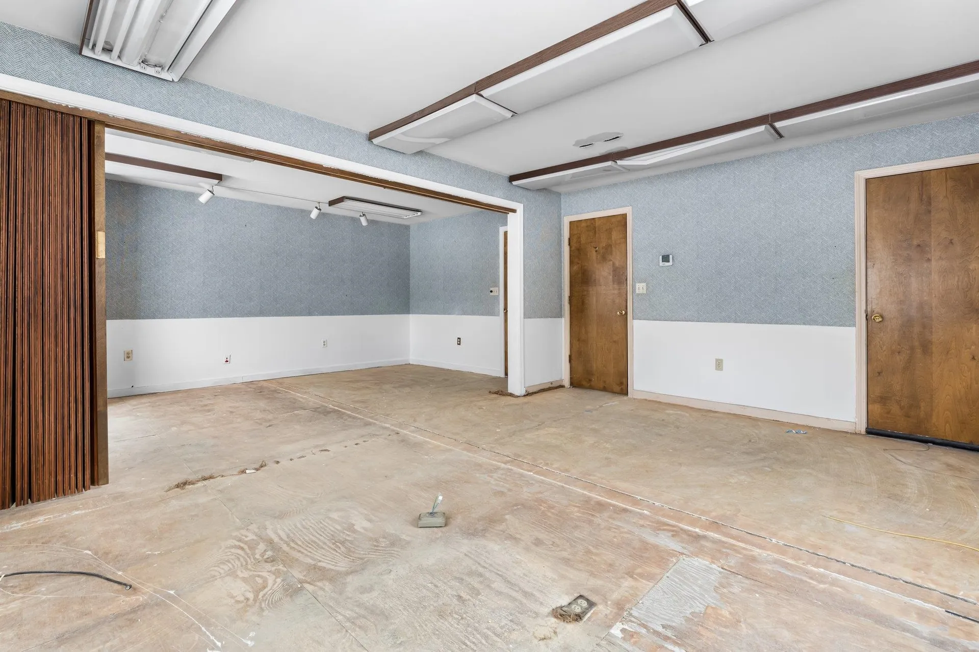 76 Maple Street Manchester NH 03103