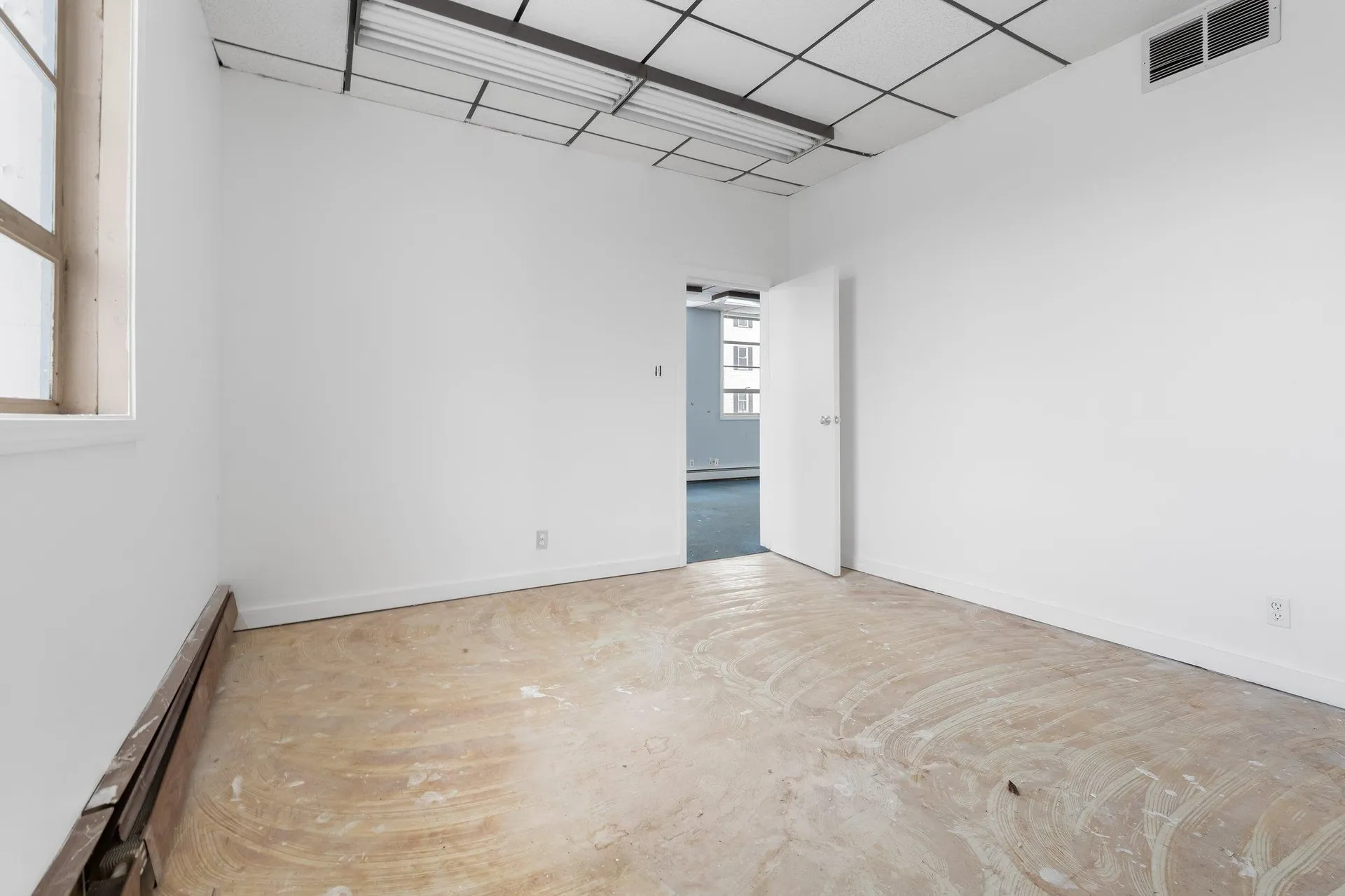 76 Maple Street Manchester NH 03103