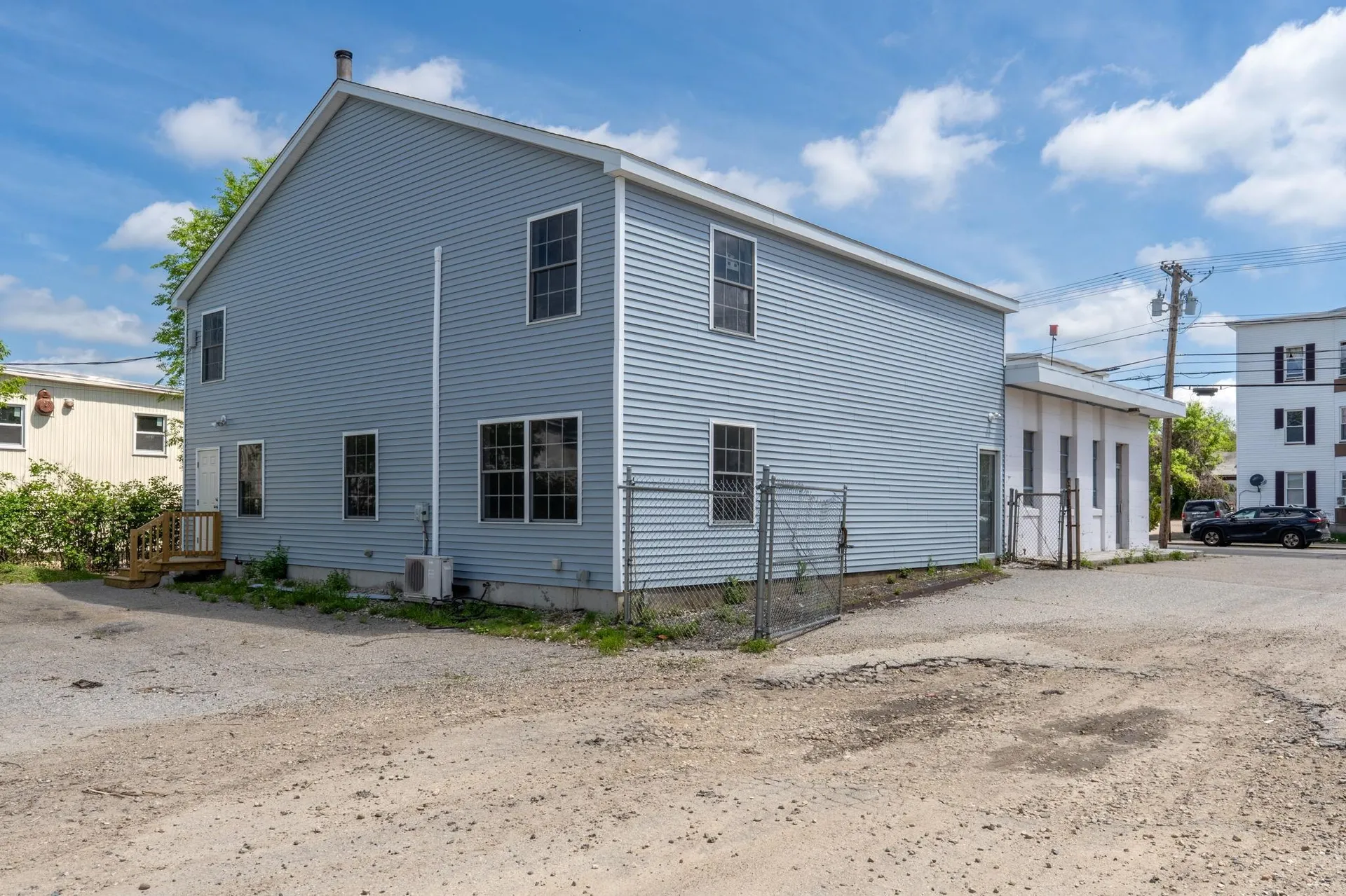 76 Maple Street Manchester NH 03103