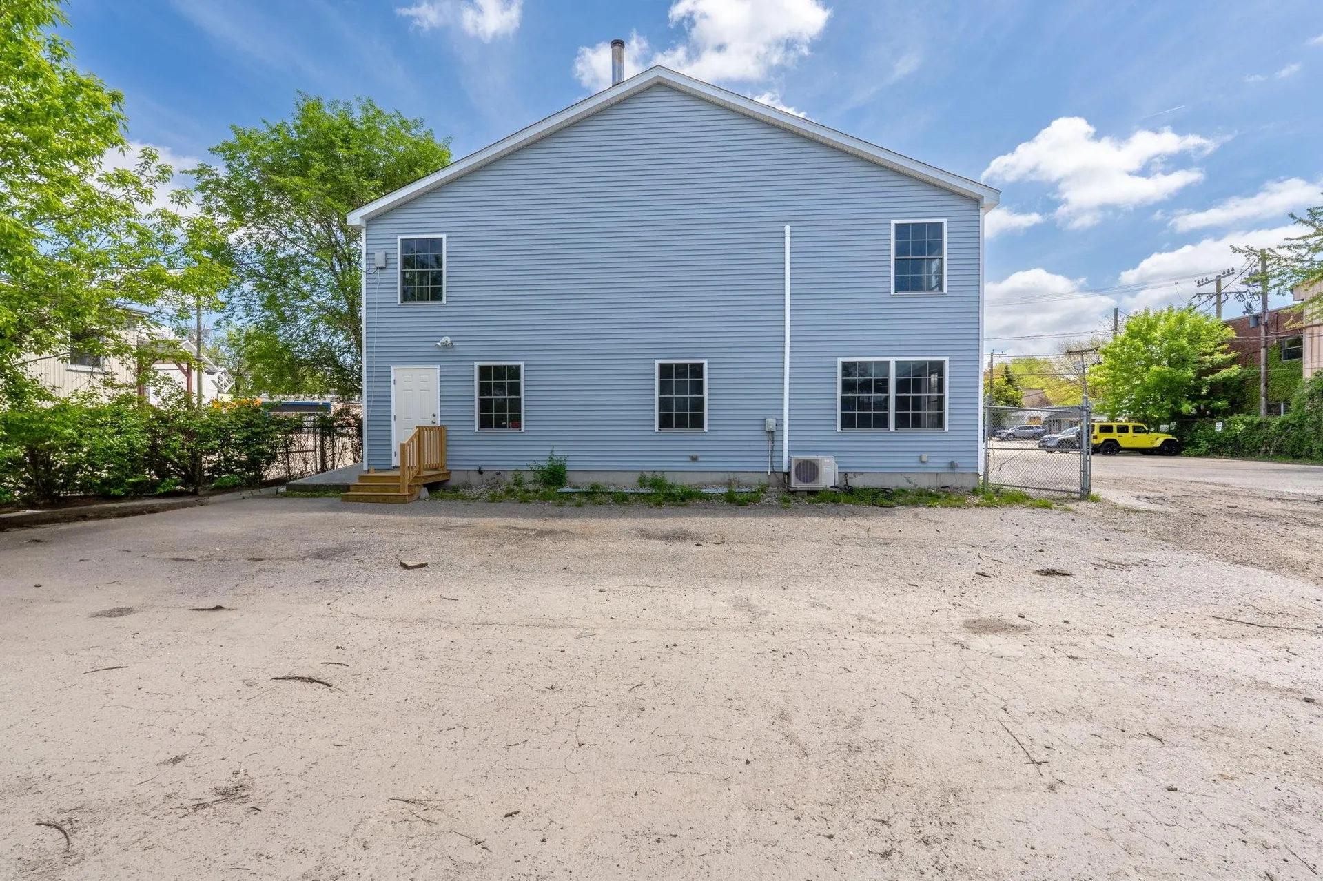 76 Maple Street Manchester NH 03103