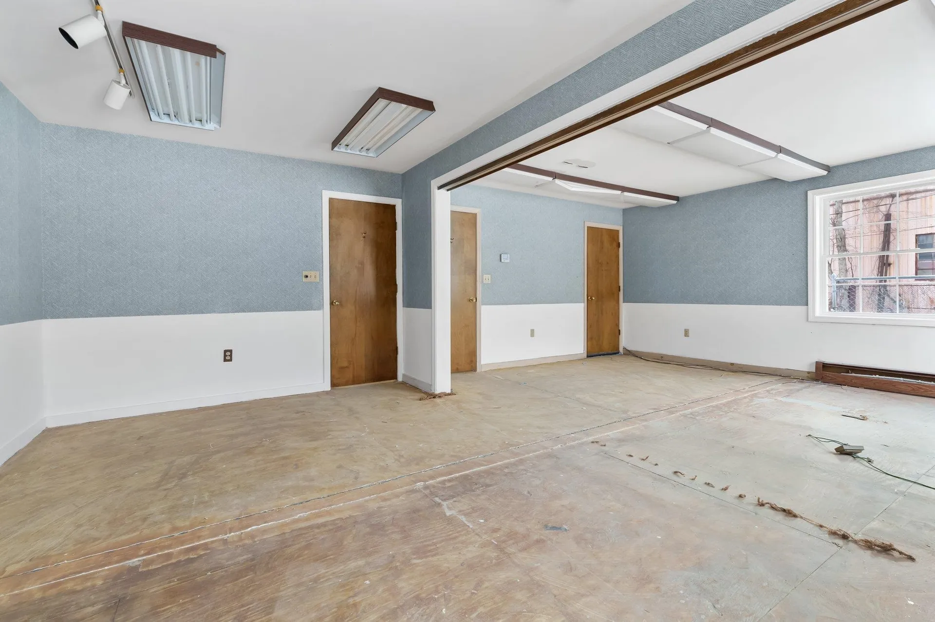 76 Maple Street Manchester NH 03103