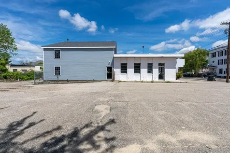 76 Maple Street Manchester NH 03103