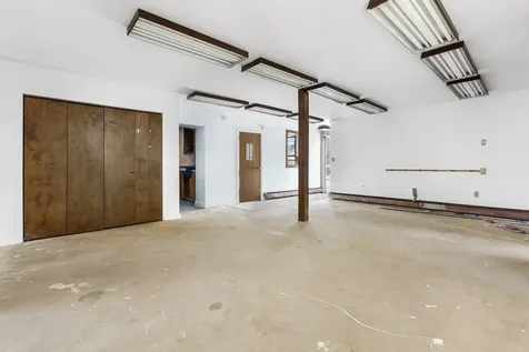 76 Maple Street Manchester NH 03103