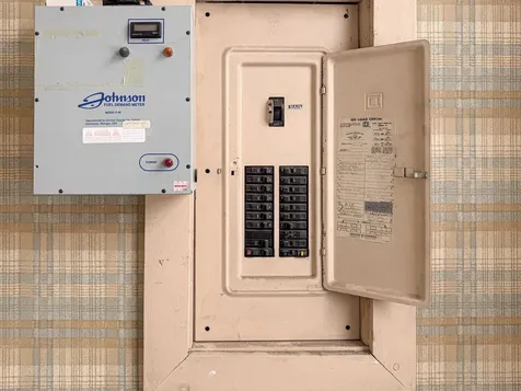 76 Maple Street Manchester NH 03103