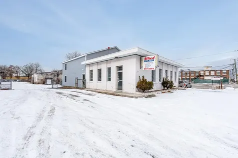76 Maple Street Manchester NH 03103
