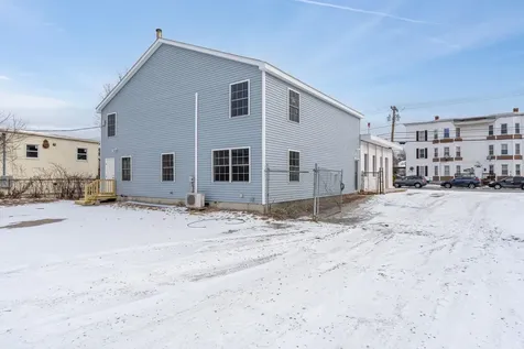 76 Maple Street Manchester NH 03103
