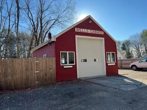 70 Walnut Avenue North Hampton NH 03862