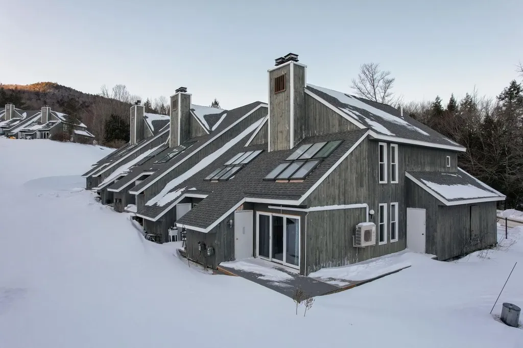 43 Tenney Brook Road Plymouth NH 03264