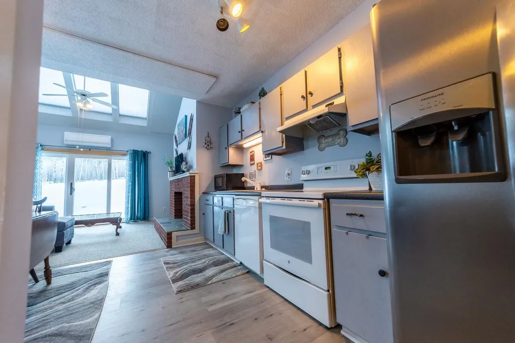 43 Tenney Brook Road Plymouth NH 03264