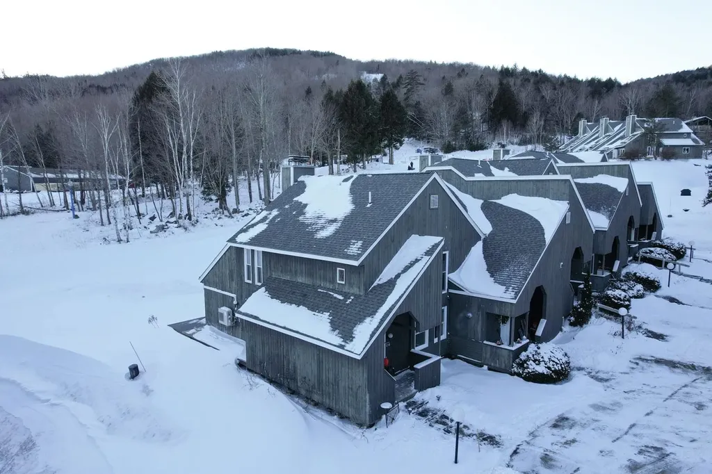 43 Tenney Brook Road Plymouth NH 03264