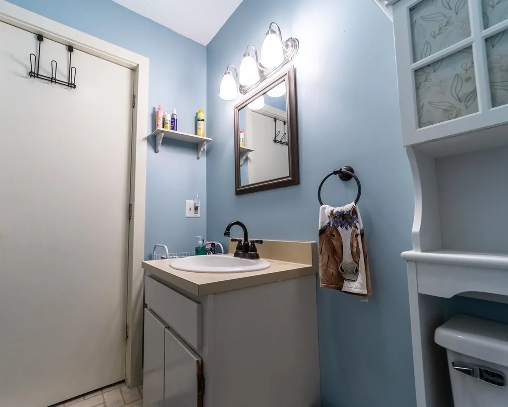 43 Tenney Brook Road Plymouth NH 03264