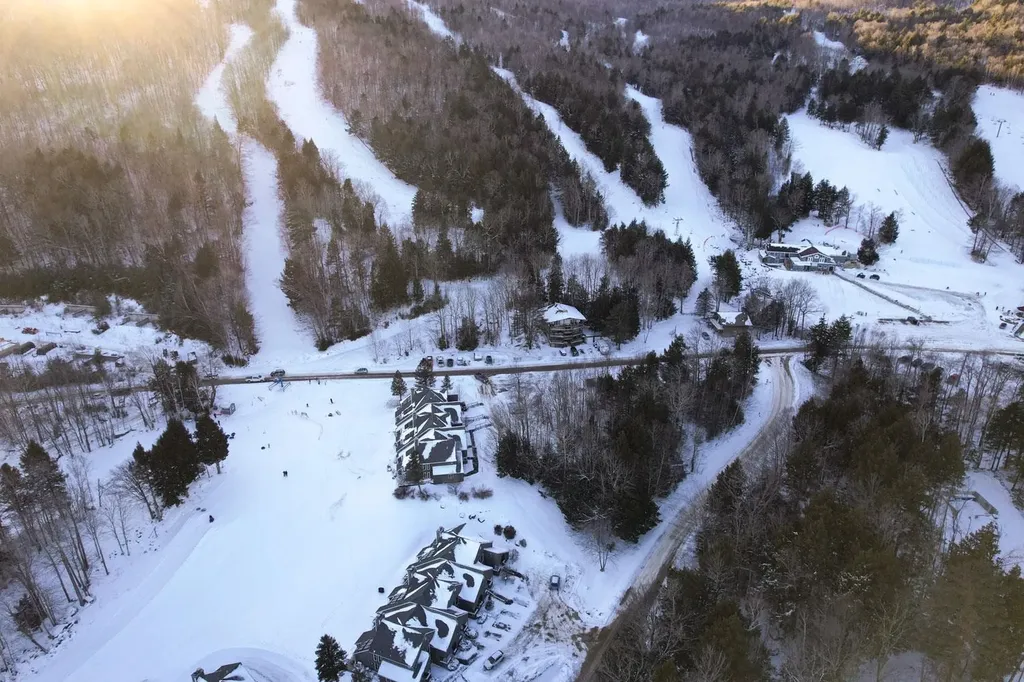 43 Tenney Brook Road Plymouth NH 03264