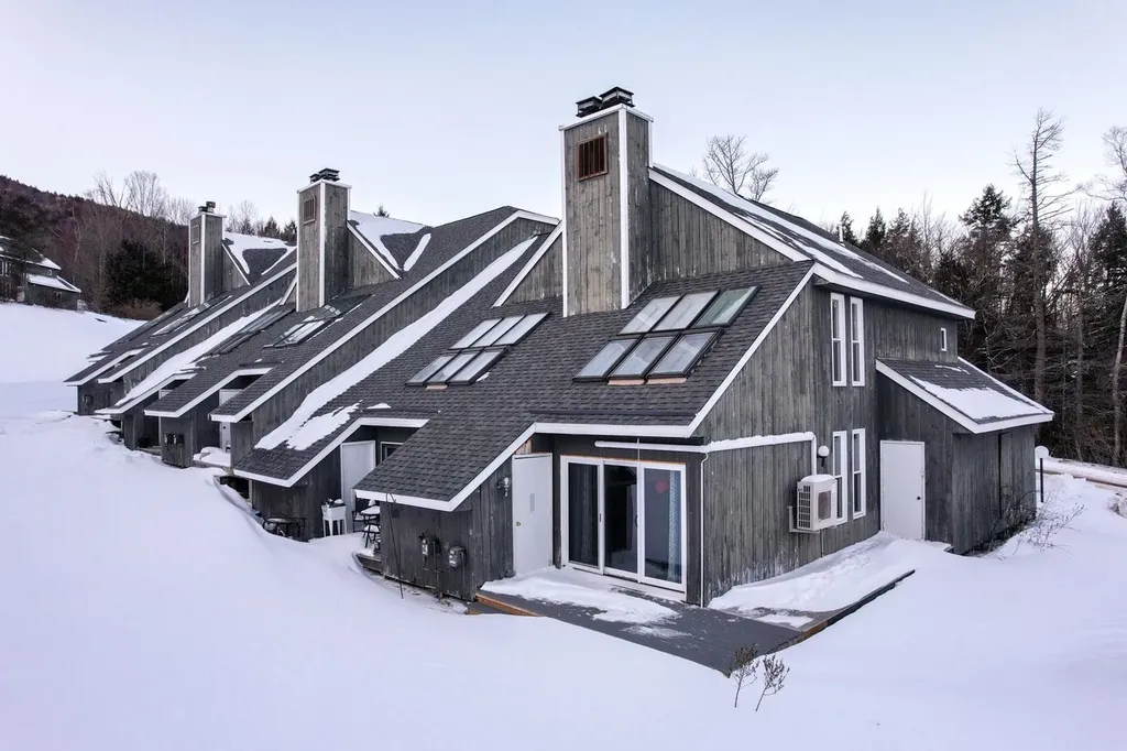 43 Tenney Brook Road Plymouth NH 03264