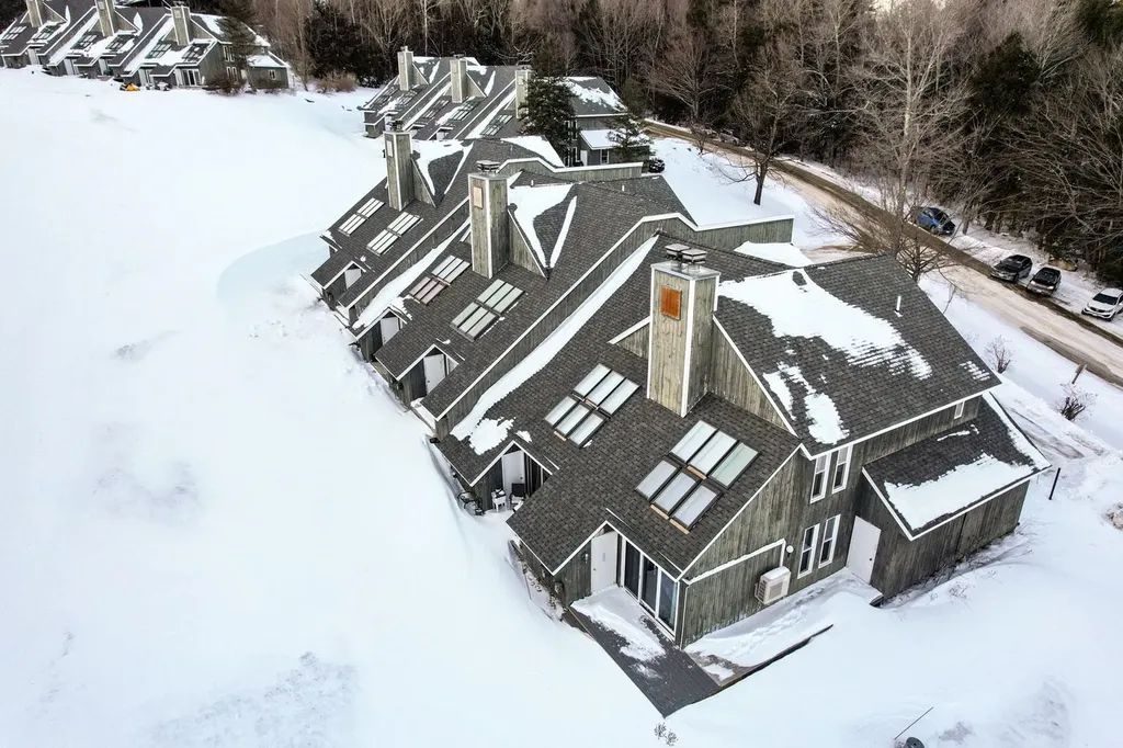 43 Tenney Brook Road Plymouth NH 03264