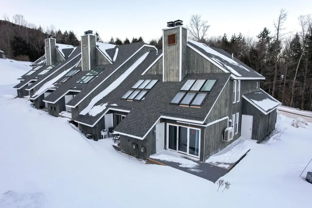 43 Tenney Brook Road Plymouth NH 03264