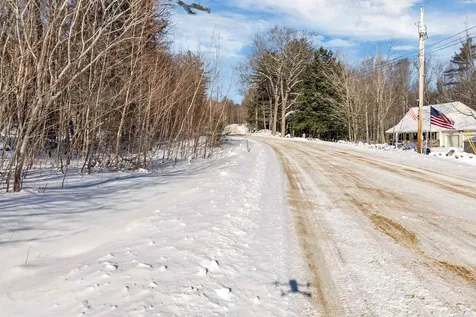 Mountain Road Sanbornton NH 03269