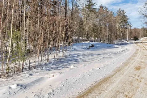 Mountain Road Sanbornton NH 03269