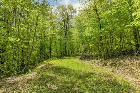Mountain Road Sanbornton NH 03269