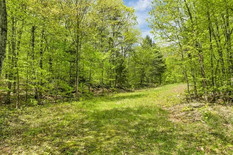Mountain Road Sanbornton NH 03269