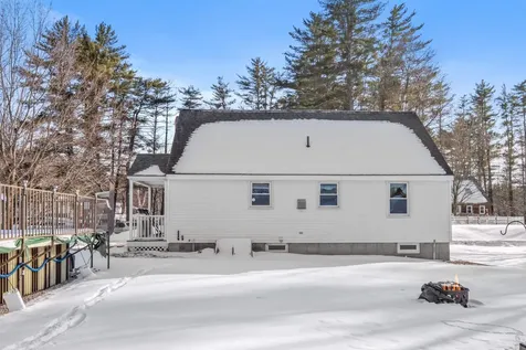 4 Frances Street Franklin NH 03235