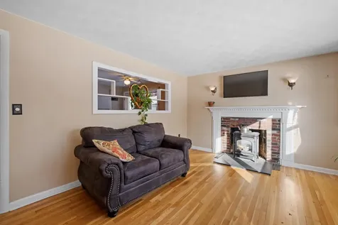 4 Frances Street Franklin NH 03235