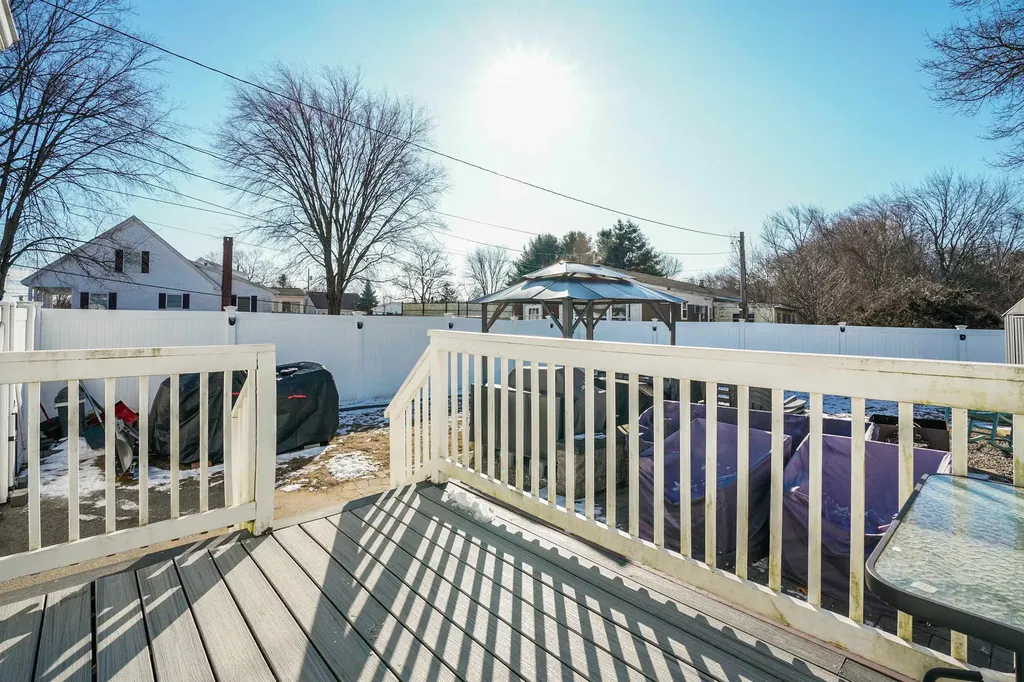 110 South Main Street Seabrook NH 03874