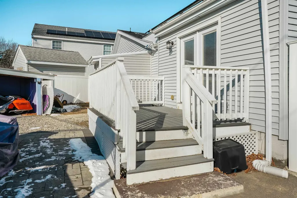 110 South Main Street Seabrook NH 03874