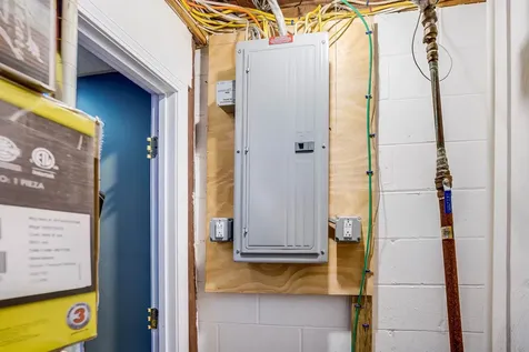 110 South Main Street Seabrook NH 03874