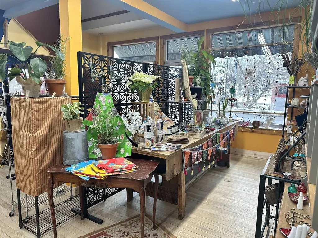 39 South Main Street Hardwick VT 05843