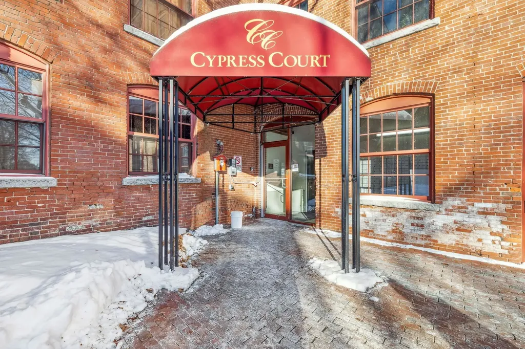 335 Cypress Street Manchester NH 03103