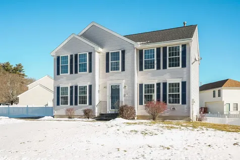 39 Ashley Drive Manchester NH 03109