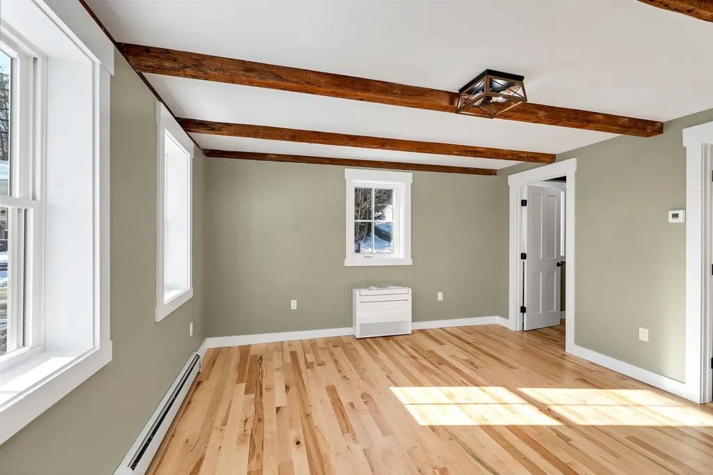 95 Plymouth Street Meredith NH 03253