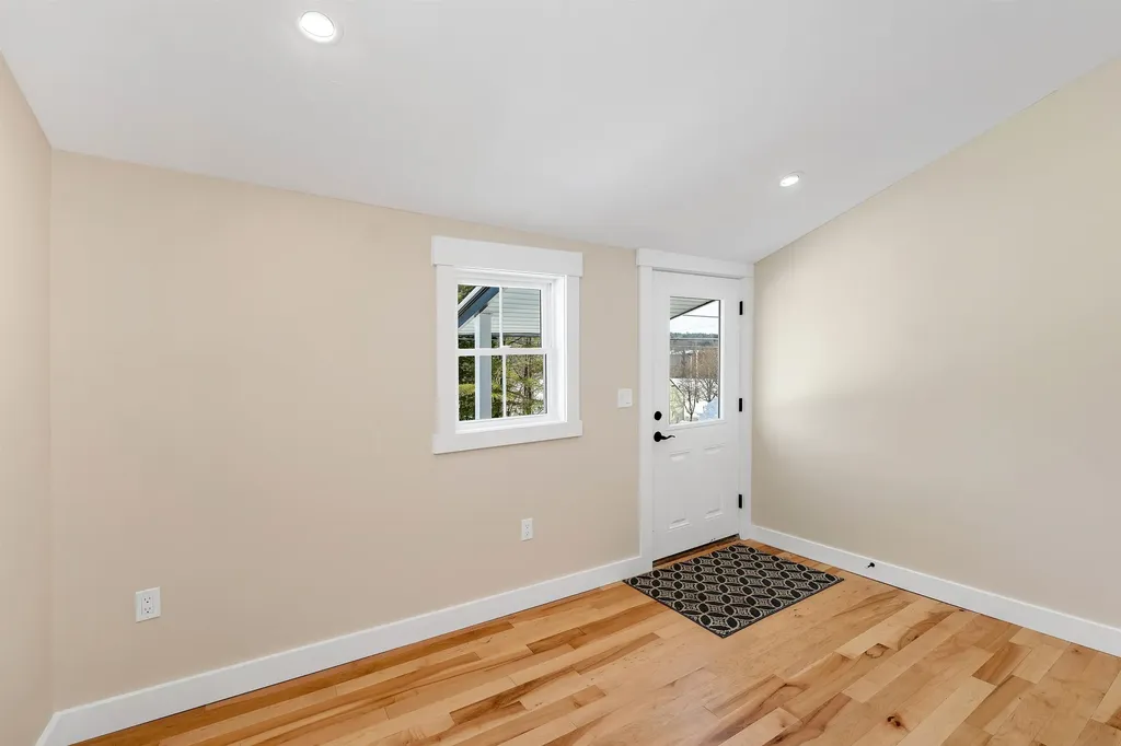 95 Plymouth Street Meredith NH 03253