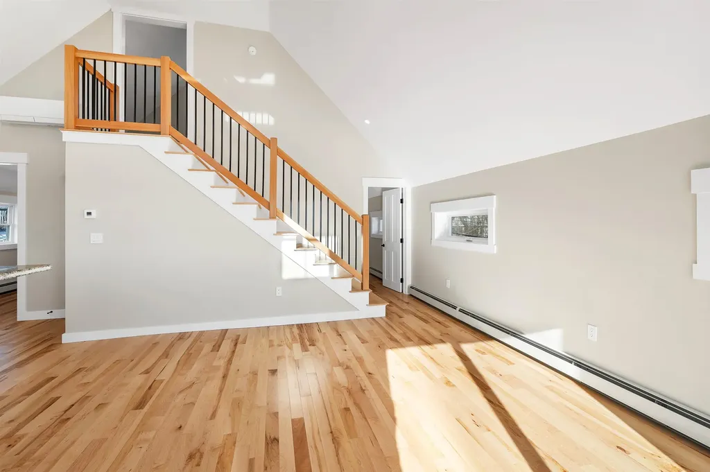 95 Plymouth Street Meredith NH 03253