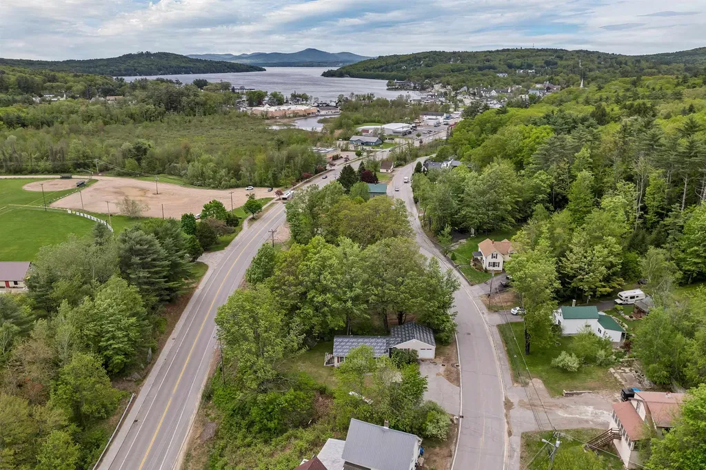 95 Plymouth Street Meredith NH 03253