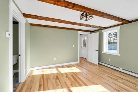 95 Plymouth Street Meredith NH 03253