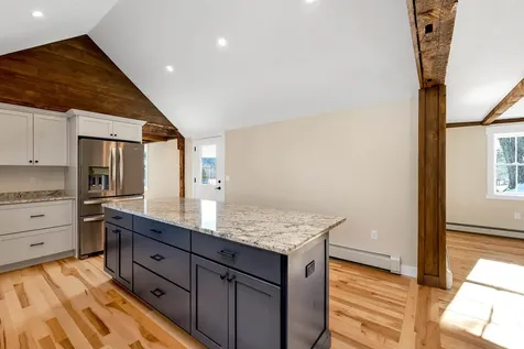 95 Plymouth Street Meredith NH 03253