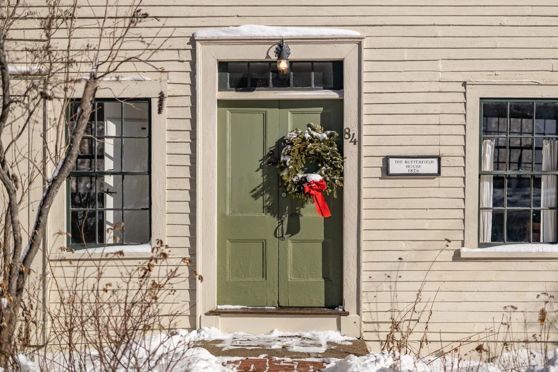 84 Main Street Francestown NH 03043