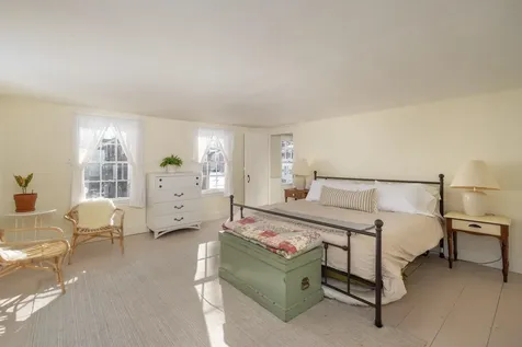 84 Main Street Francestown NH 03043