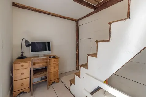 84 Main Street Francestown NH 03043