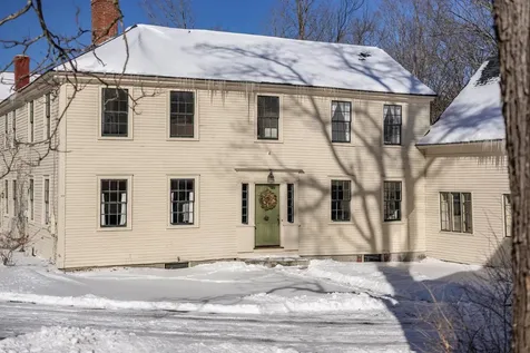 84 Main Street Francestown NH 03043