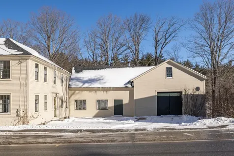 84 Main Street Francestown NH 03043