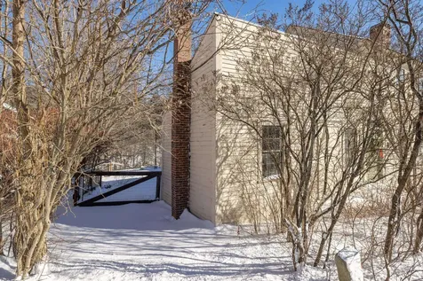 84 Main Street Francestown NH 03043